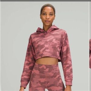 Lululemon All Yours Cropped Hoodie | Heritage 365 Camo Brier Rose Multi | size 8